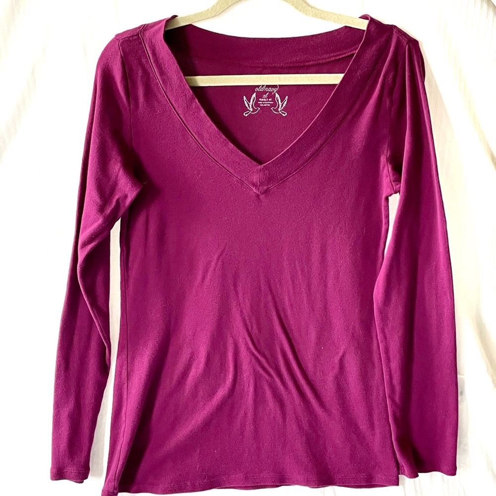 Old Navy tshirt